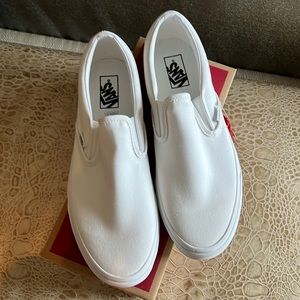 NWT Vans slip ons